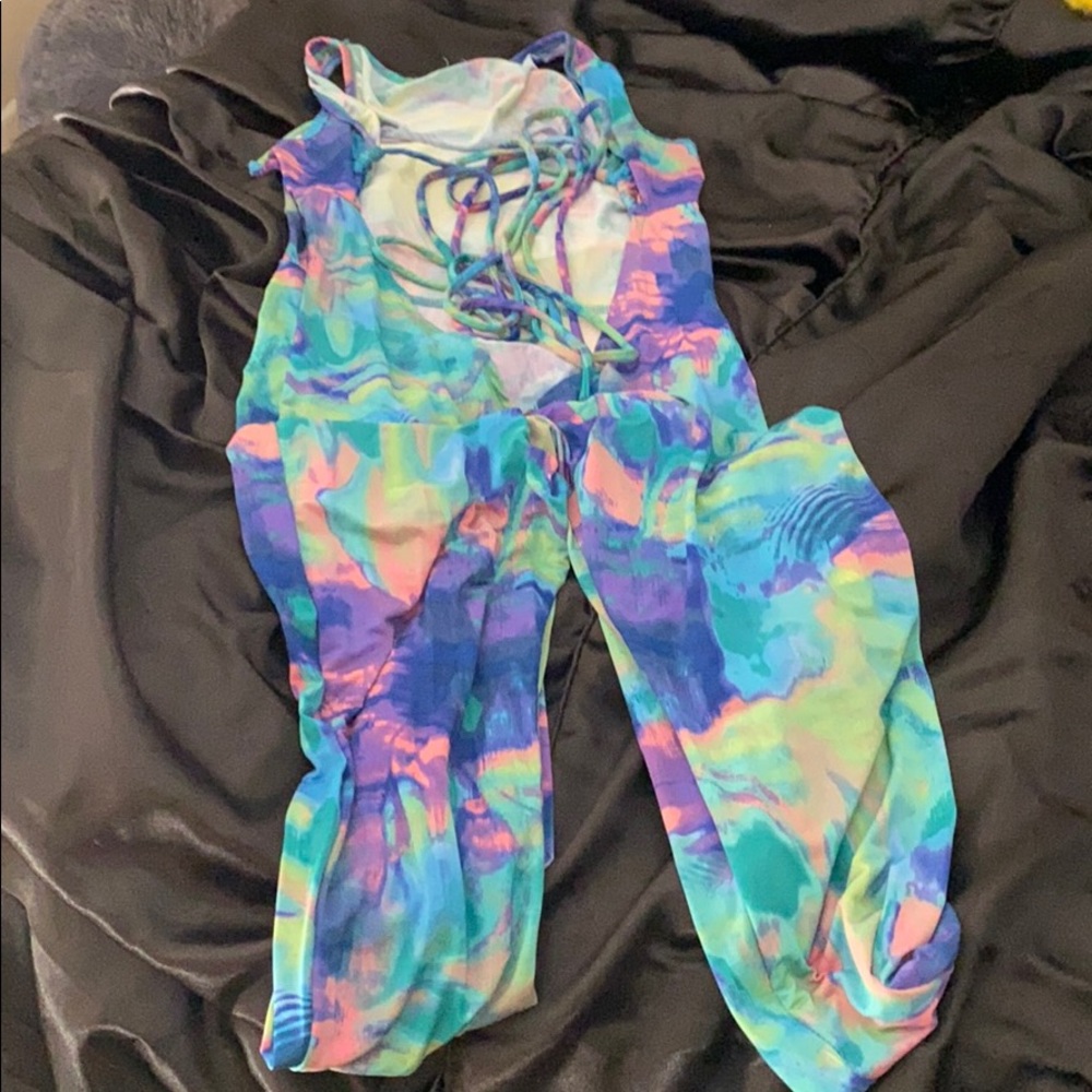 multi colored jumpsuit - Picture 1 of 3
